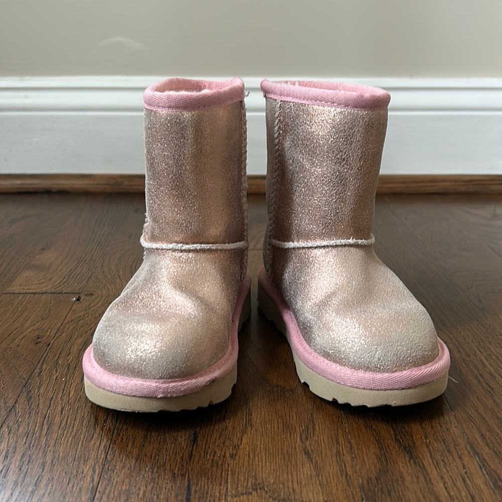 Ugg toddler classic Metallic glitter boots